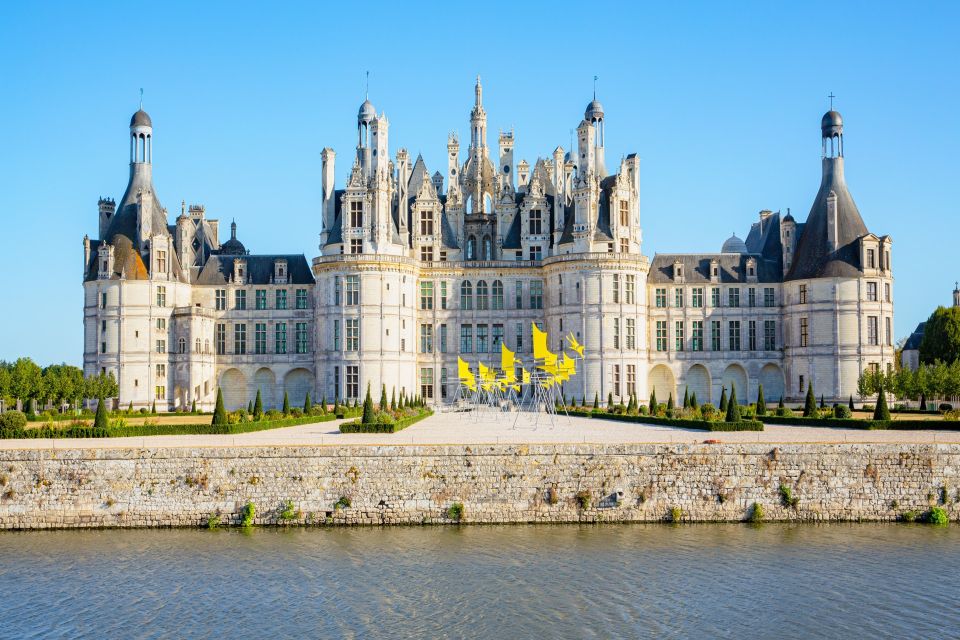 Paris: Château De Chambord and Chenonceau Private Day Trip - Optional Features and Add-ons