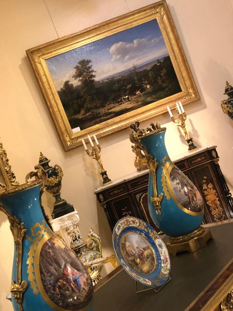 Paris Flea Market.Private Guide (Ex Antiques Dealer) - Additional Services Offered