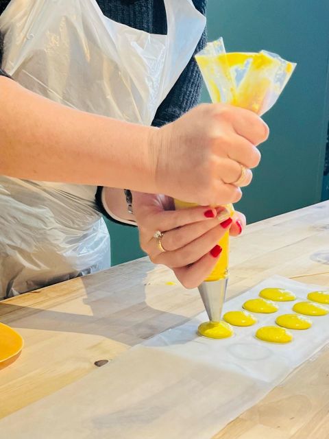 Paris: French Macaron Culinary Class With a Chef - Chefs Expertise and Techniques