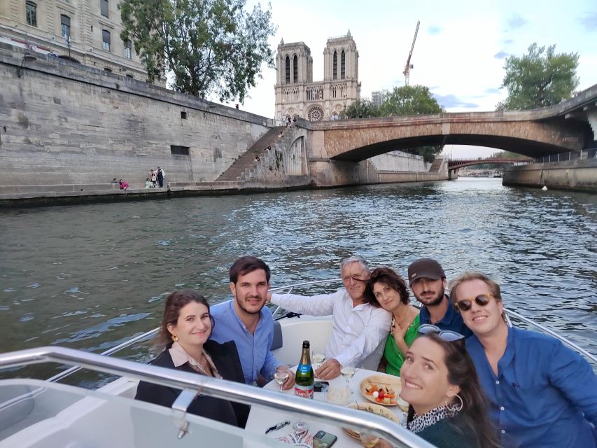 Paris Private Boat Seine River Start Near Eiffel Tower - Booking Process