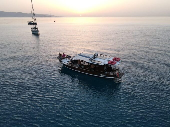 Pathos Scilla: Boat Tour Along the Entire Costa Viola - Exploring Ruffo Castle and Chianalea
