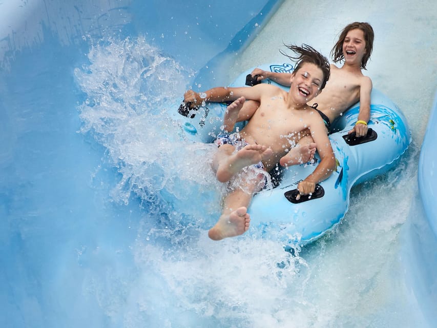 Pfäffikon: Alpamare Water Park Entry Ticket - On-Site Amenities