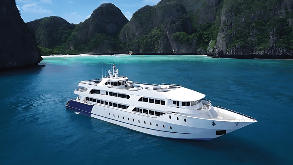 Phuket: Phi Phi Islands Sightseeing Tour-Beyond Cruise Yacht - Return Journey