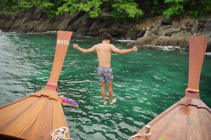 Phuket : Private Full Day Luxury Long Tail Boat - Boat Details