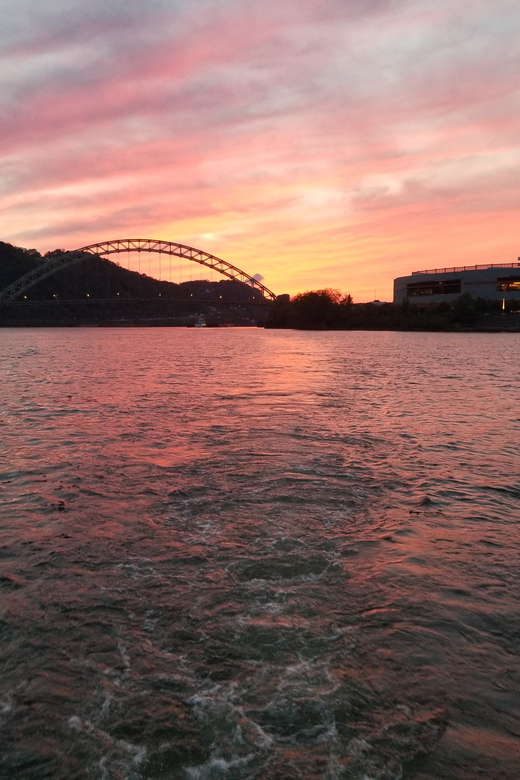 Pittsburgh: Private Yacht River Cruise With Captain and BYOB - Customer Feedback