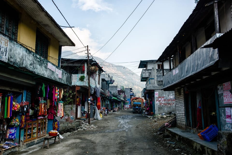 Pokhara: 4- Day Trek to Ghorepani Poon Hill and Ghandruk - Safety Tips and Considerations