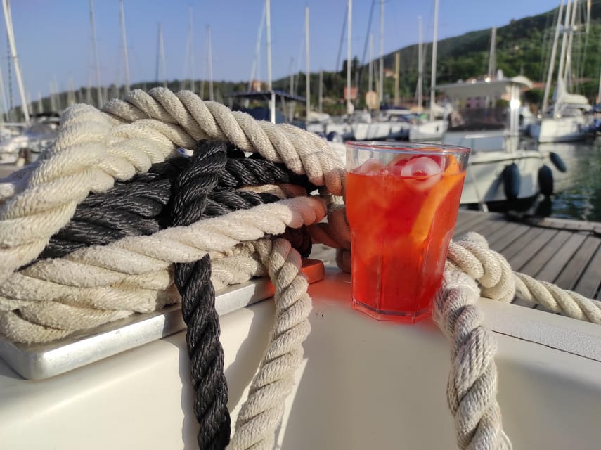 Portovenere: Aperitif on a Boat at Sunset - What to Bring