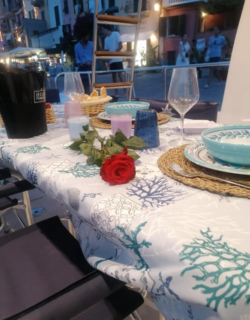 Portovenere: Islands Sunset Boat Trip With Dinner on Board - Whats Included in the Package