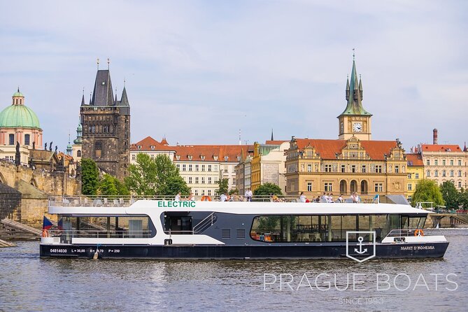 Prague Boats 1-hour Cruise - Departure Location and Accessibility