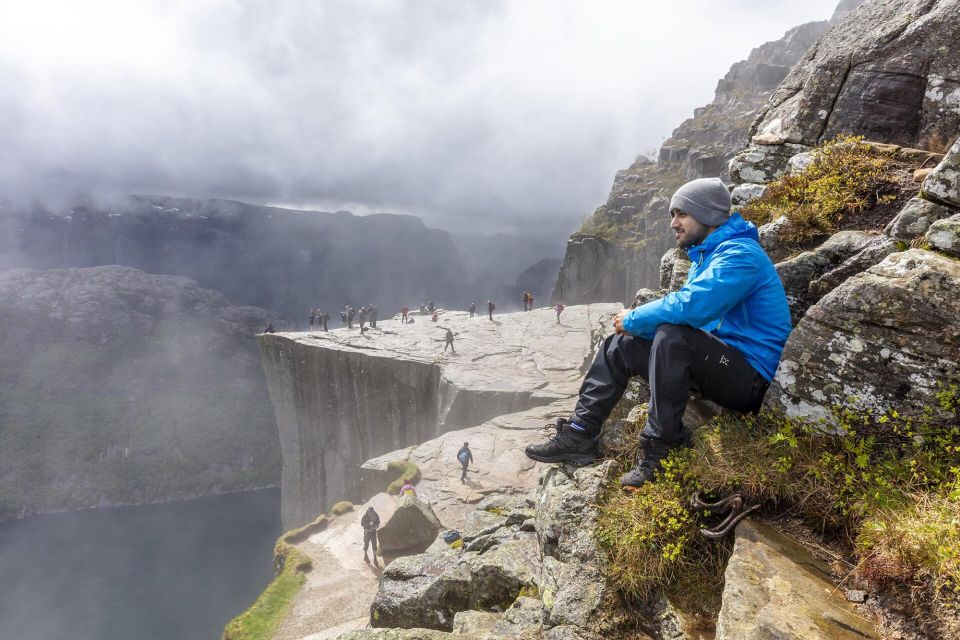 Preikestolen Hidden Trail Hike + Canoe Trip - Best Times to Visit