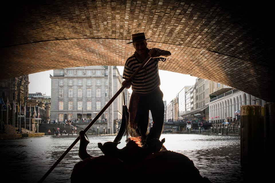 Private Alster Lake Romantic Tour in a Real Venetian Gondola - Gondola History and Tradition