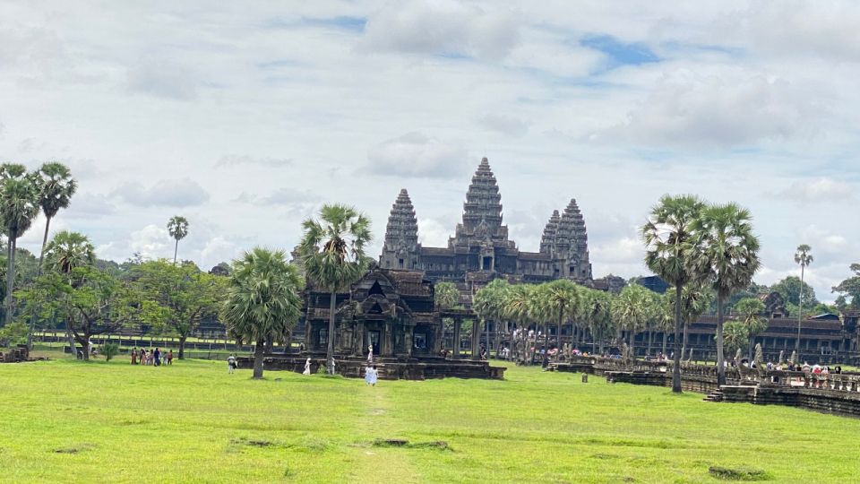 Private Angkor Wat and Jungle Temple Tour - Important Restrictions