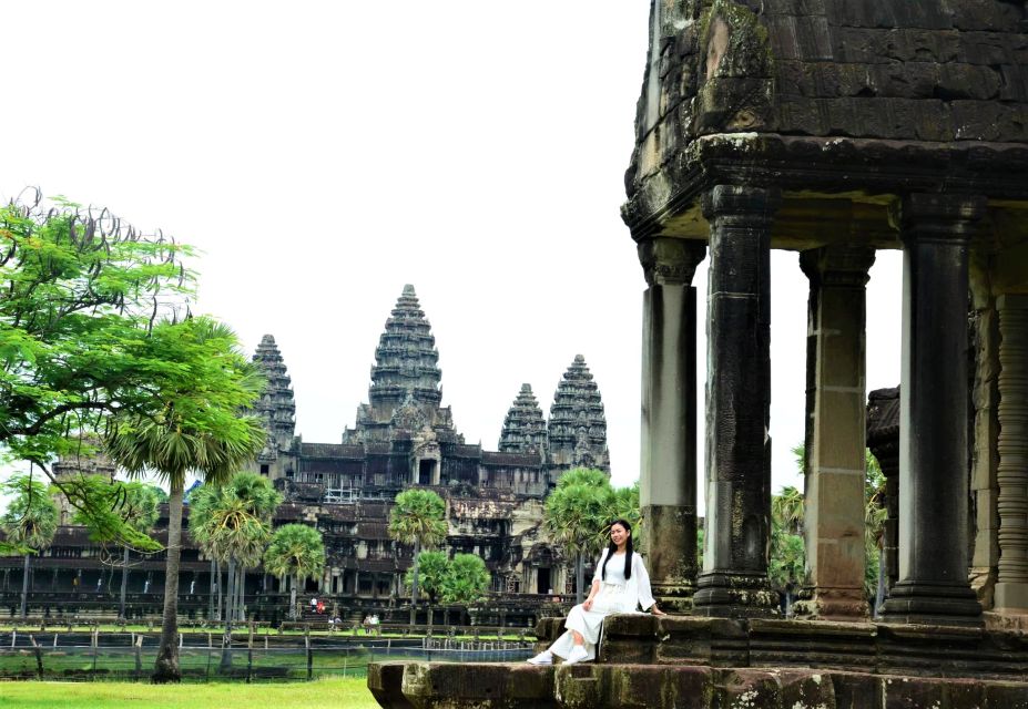 Private Angkor Wat, Ta Promh, Banteay Srei, Bayon Guide Tour - Bayon Temple Insights