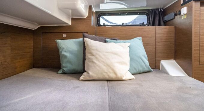 Private Boat Rental to Swim at Athenian Riviera With Skipper - Inclusions of the Package