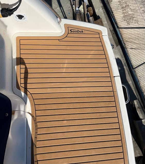 Private Boat Vip Trip - Boat Features and Amenities