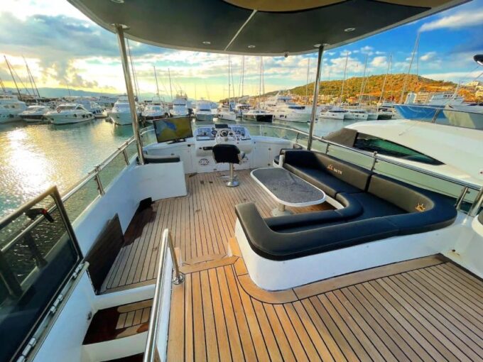 Private Dinner and Cruise on the Bosphorus in Istanbul - Unique Experiences