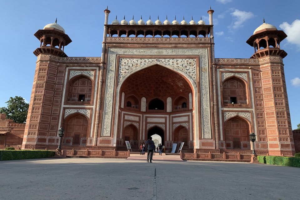 Private Taj Mahal Sunrise And Agra City Tour All Inclusive - Tour Experience