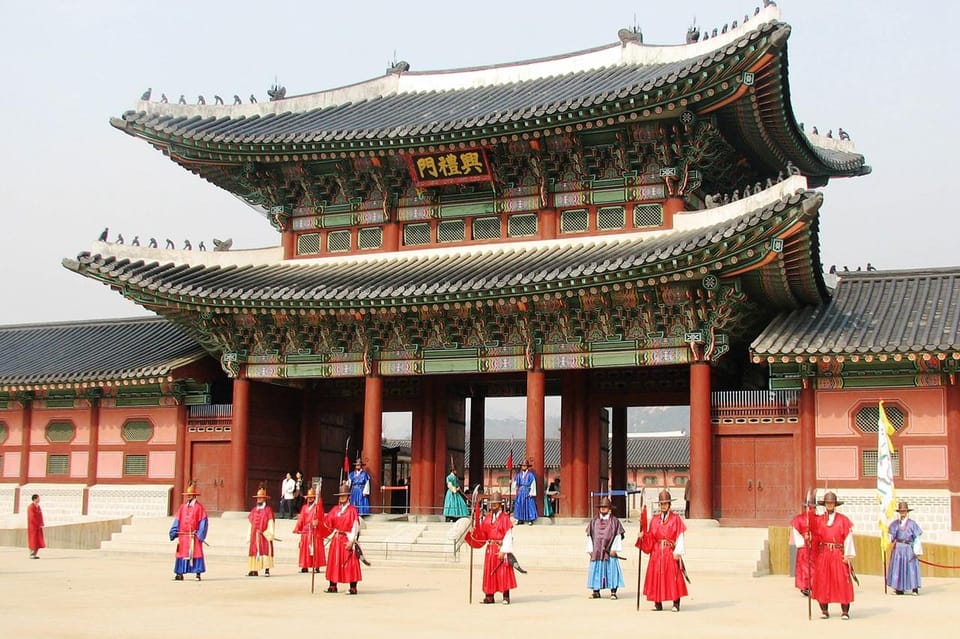 Private Transfer Between Seoul City and Gyeongbokgung Palace - Cancellation Policy