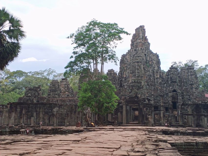 Private Two Day Trip: Angkor Temples With Floating Village - What to Bring