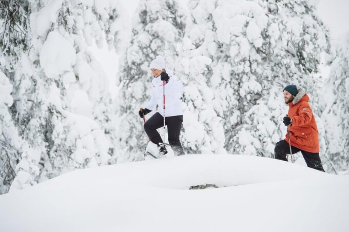 PyhäTunturi: Scenic Snowshoeing Tour in Finnish Lapland - What to Wear
