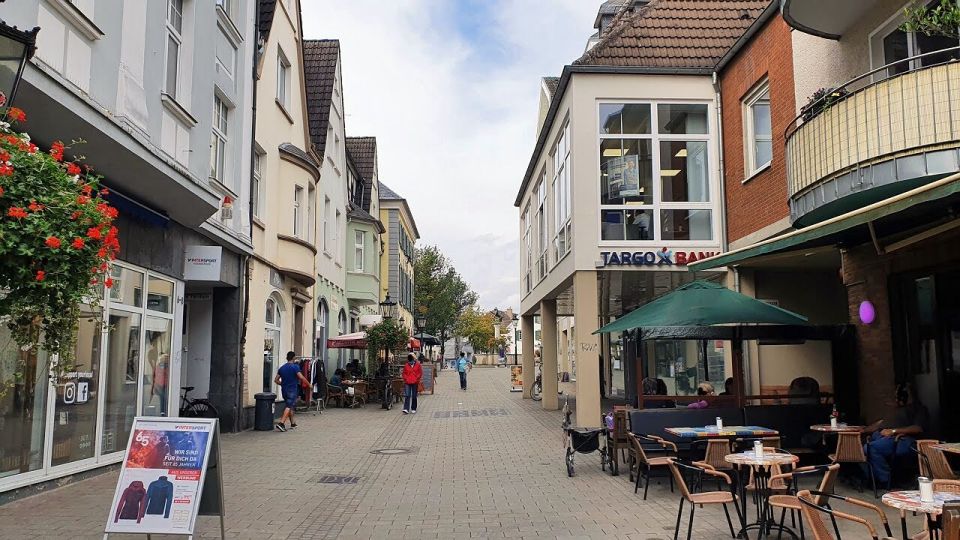 Ratingen: Self-guided Old Town Walk to Explore the City - Exploring Ratingens Old Town