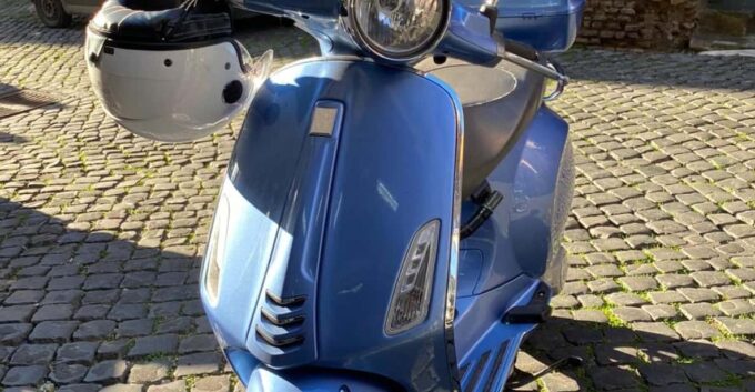 RENT A VESPA - Booking and Payment