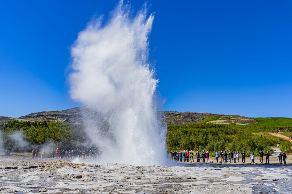 Reykjavik: Golden Circle Super Jeep and Snowmobile Tour - Important Tour Information