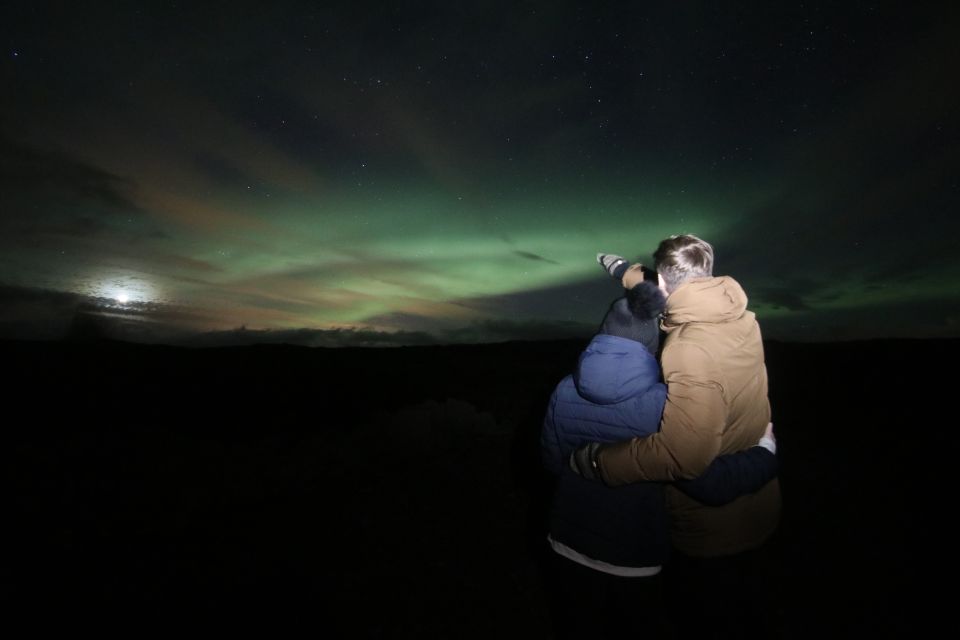 Reykjavik: Northern Lights Experience by Superjeep - Tips for an Enjoyable Experience