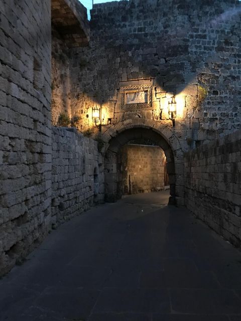 Rhodes: Guided Rhodes City by Night With Live Music & Dinner - Dinner and Music