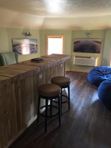Roam Inn - Nearby Attractions