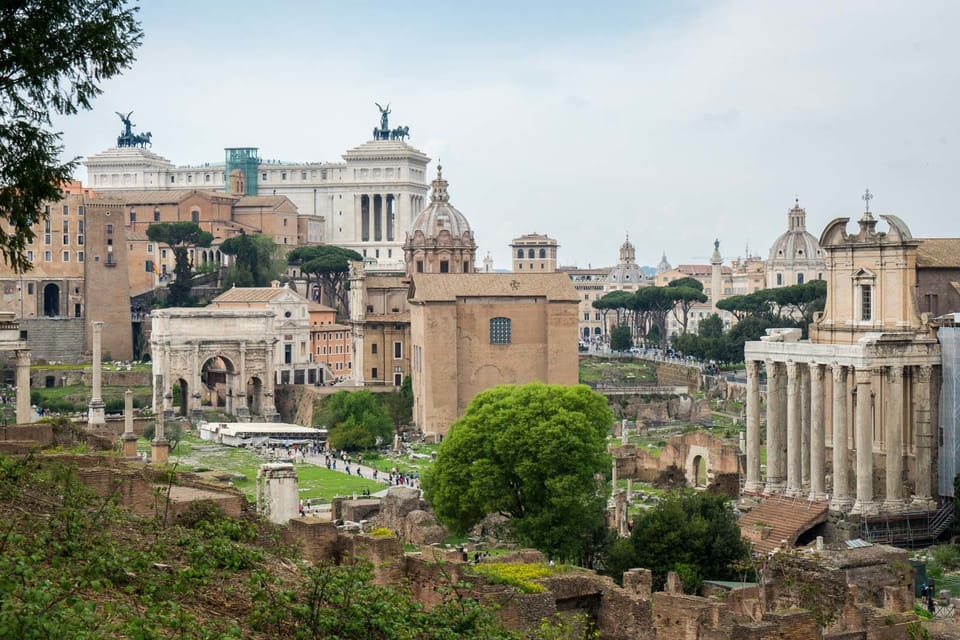 Rome: Private Colosseum Experience and Ancient Ruins Tour - What to Bring