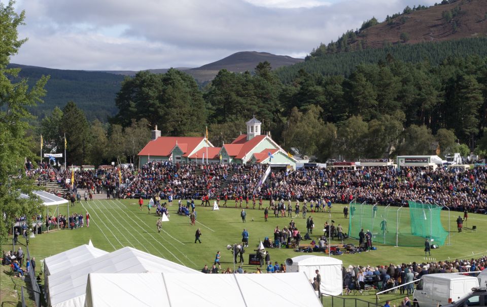 Royal Highland Braemar Gathering, Transfer From Edinburgh - Amenities Available