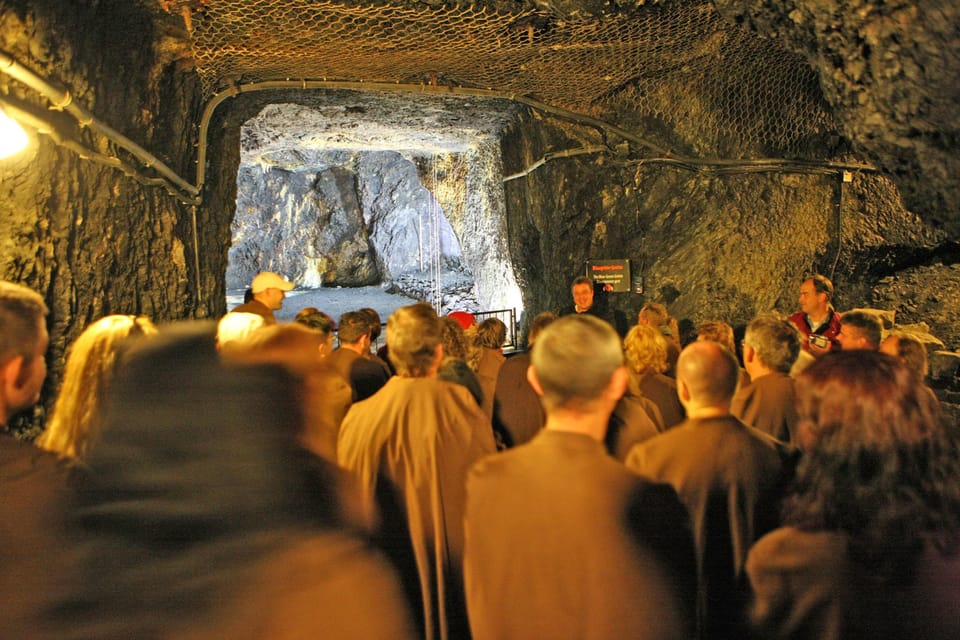 Saalfeld: Fairy Grottos Guided Tour - Visitor Information and Booking