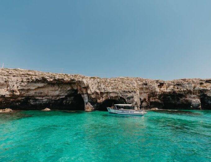 Santa Maria Di Leuca: Caves Boat Tour - Language Options