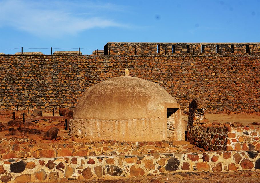 Santiago Island: Highlights of Cidade Velha With Local Guide - Exploring Cidade Velha