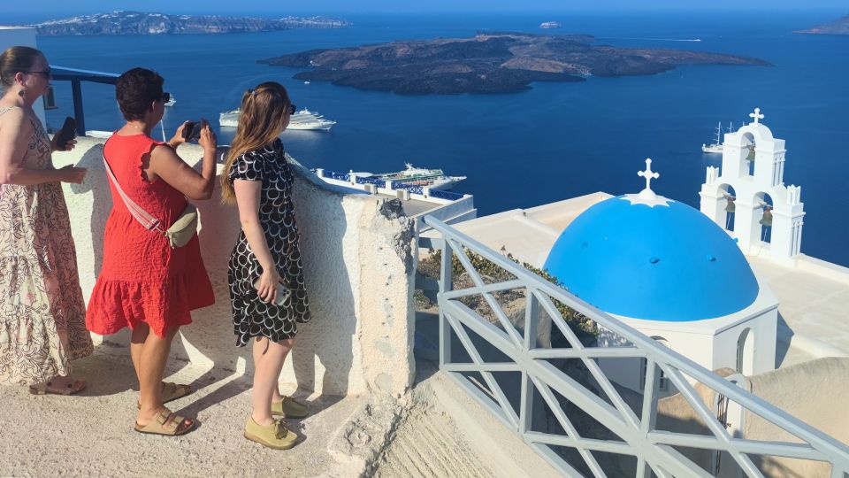 Santorini Shore Excursion: 5-hours Private Sightseeing Tour - Transportation Features