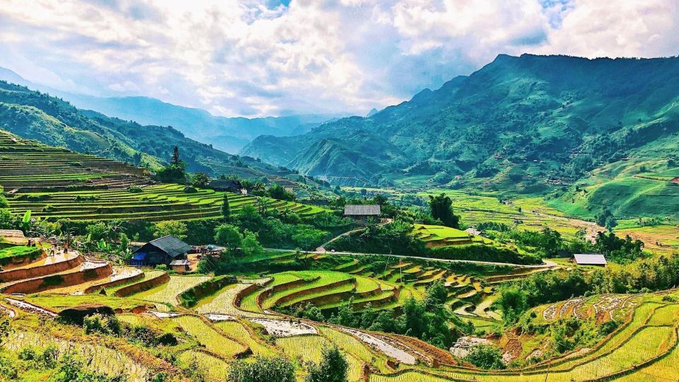 Sapa Trekking Tour 2D2N – Overnight at Homestay - Inclusions and Amenities