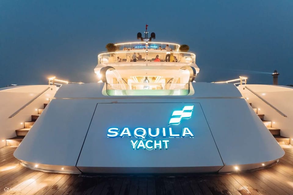 Saquila Yacht Halong: Dinner Cruise, Dining and Sunset Views - Dining Experience on the Yacht