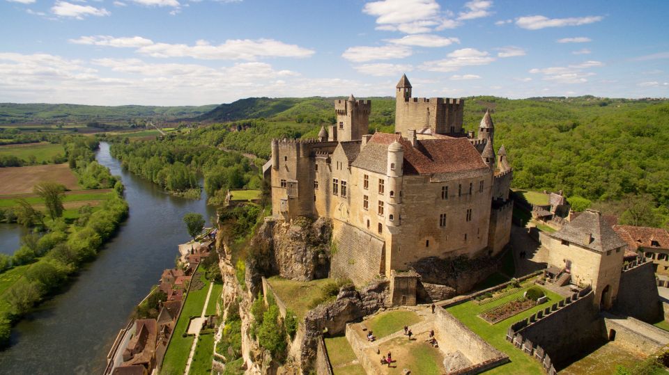 Sarlat : Private Tour to Prehistoric Cave + Medieval Castle - Booking Information