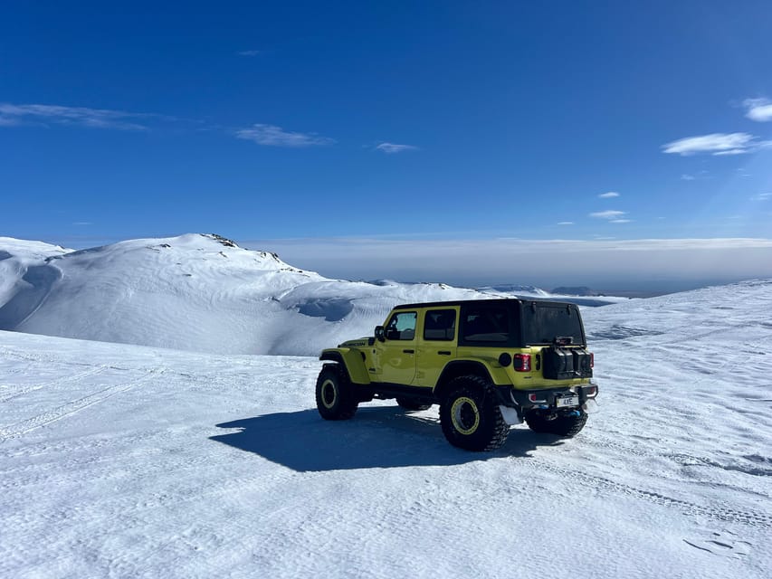 Selfdrive Tour - Eyjafjallajökull With a Professional Guide - Driving the Jeep Wrangler