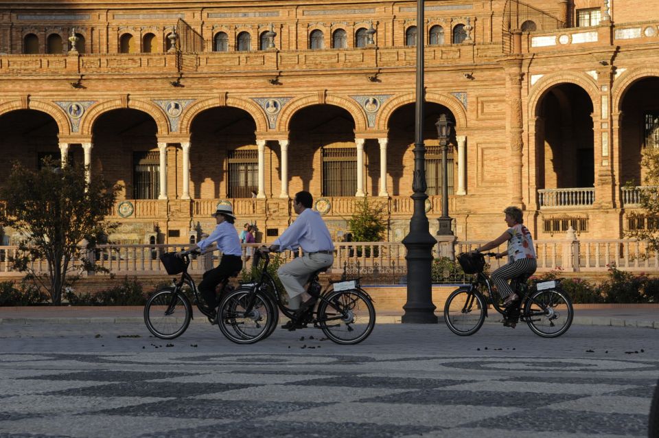 Seville: 2.5-Hour Evening Electric Bike Tour - Riding Through Illuminated Seville