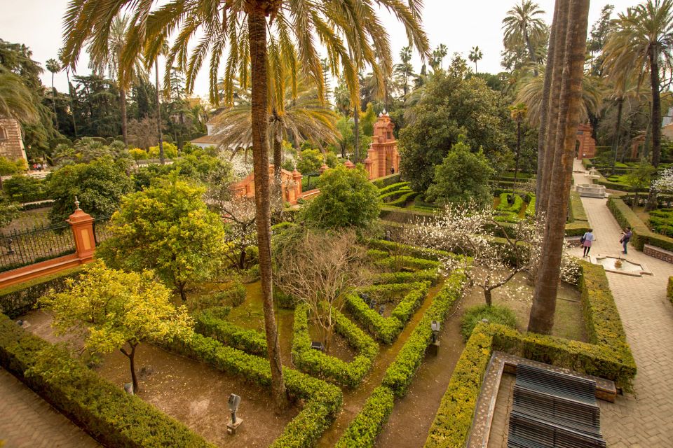 Seville: Alcázar Skip-the-Line Tickets and Guided Tour - Guided Exploration of Alcázar