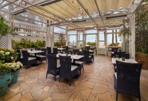 Shutters On The Beach - Special Offers and Packages