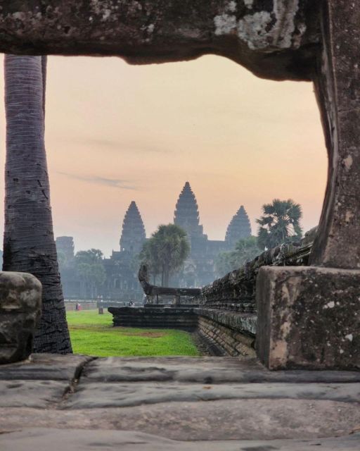 Siem Reap: Angkor 1 Day Group Tour With Spanish Guide - Tips for a Great Experience