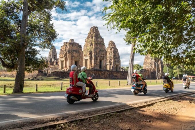 Siem Reap: Angkor Twilight & Boat Vespa Adventure - Tips for First-Time Visitors