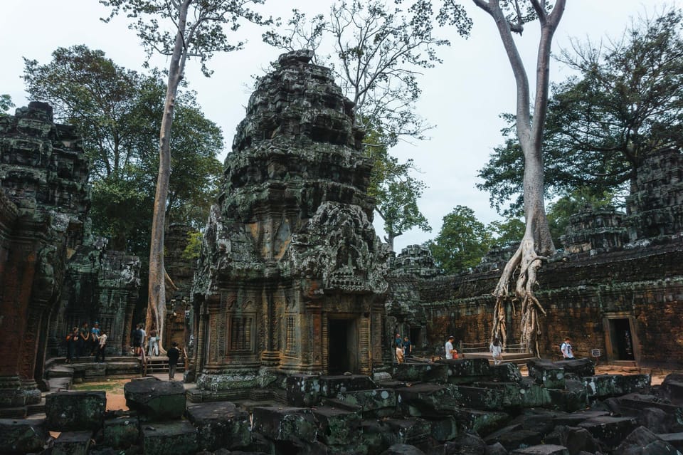 Siem Reap: Angkor Wat Small-Group Full Day Tour and Sunset - What to Expect