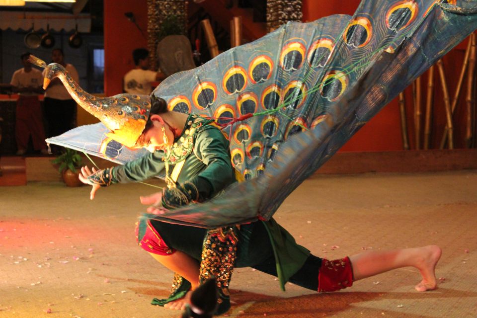 Siem Reap: Apsara Dance Show & Dinner With Tuk-Tuk Transfers - Booking and Cancellation Policy