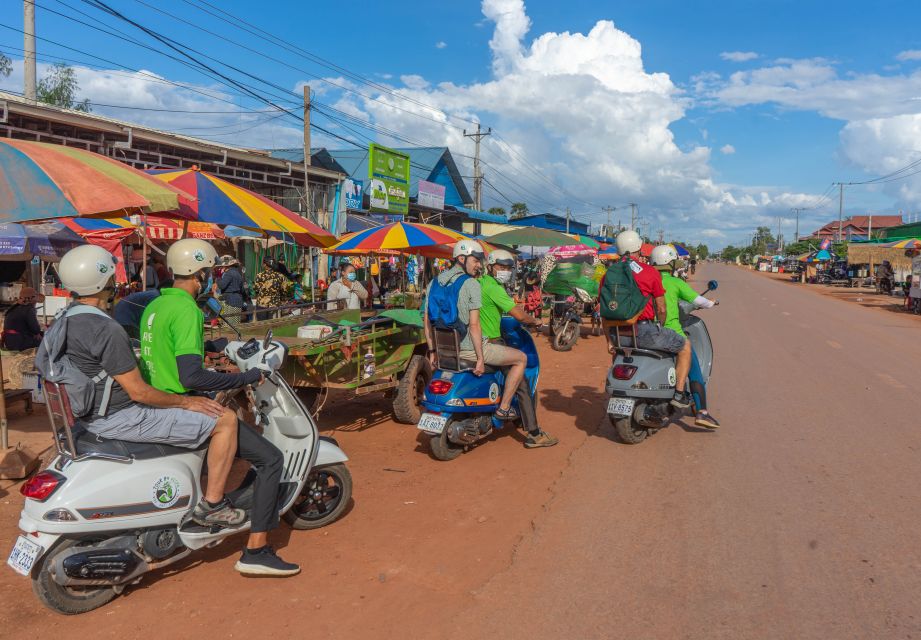 Siem Reap: Sunset Guided Vespa Tour & Local Villages - Tips for Participants