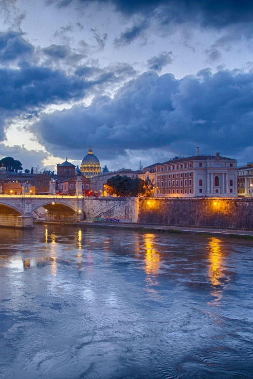 Sightseeing Rome by Night: Private Tour by Night of Rome - Photo Opportunities