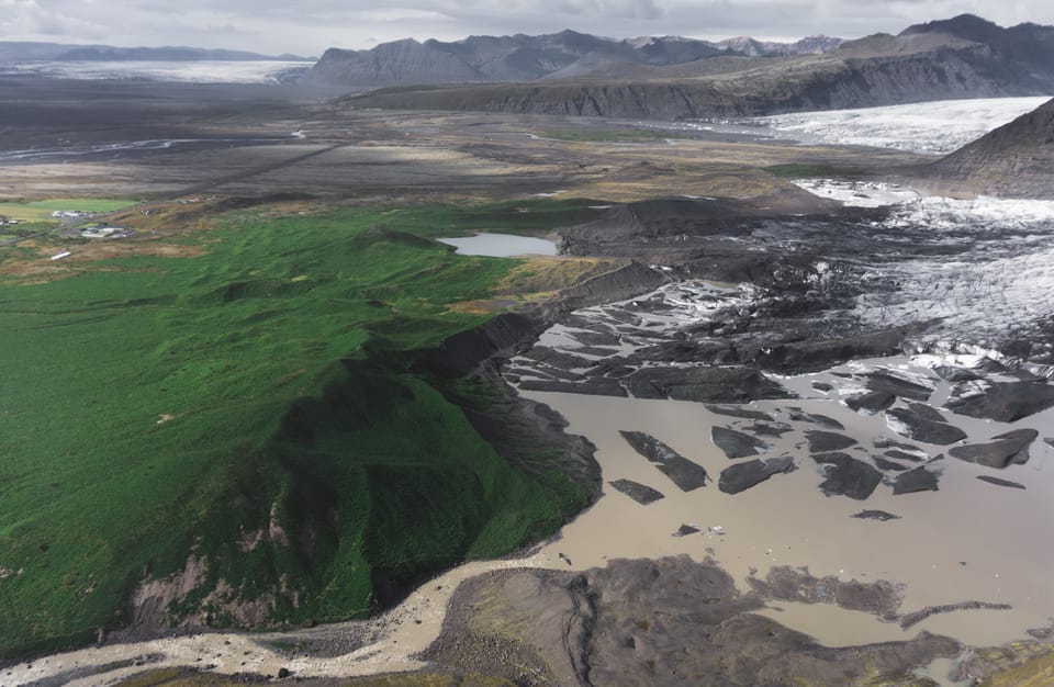 Skaftafell Nature Reserve: Highlights Scenic Airplane Tour - Booking Your Adventure